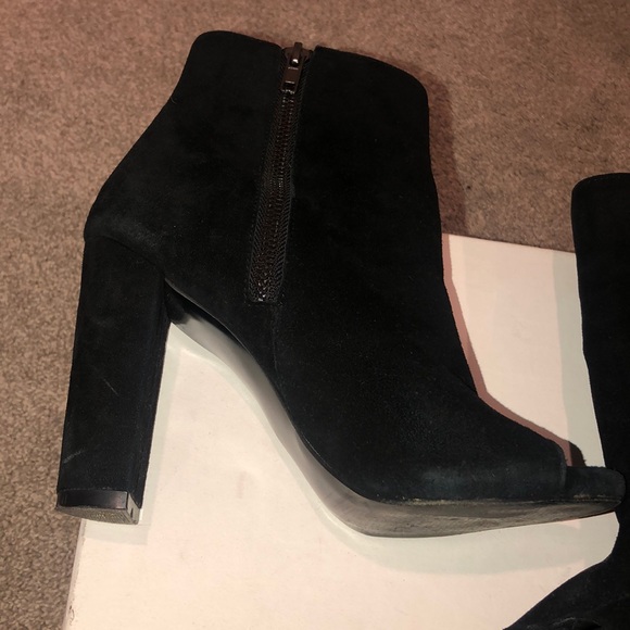 Steve Madden - Open Toe Ankle Boots - Picture 4 of 6